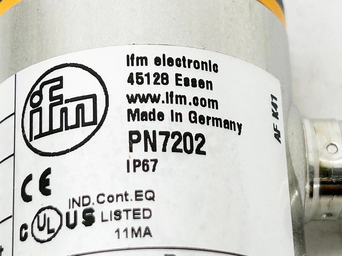 New IFM PN7202 Pressure Switch 18-36VDC 250Ma IP67