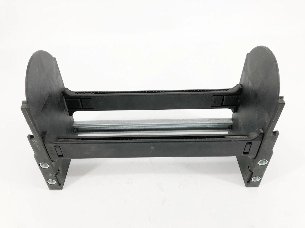 New Igus 151500.20 Tiewrap Mount Bracket - No Box