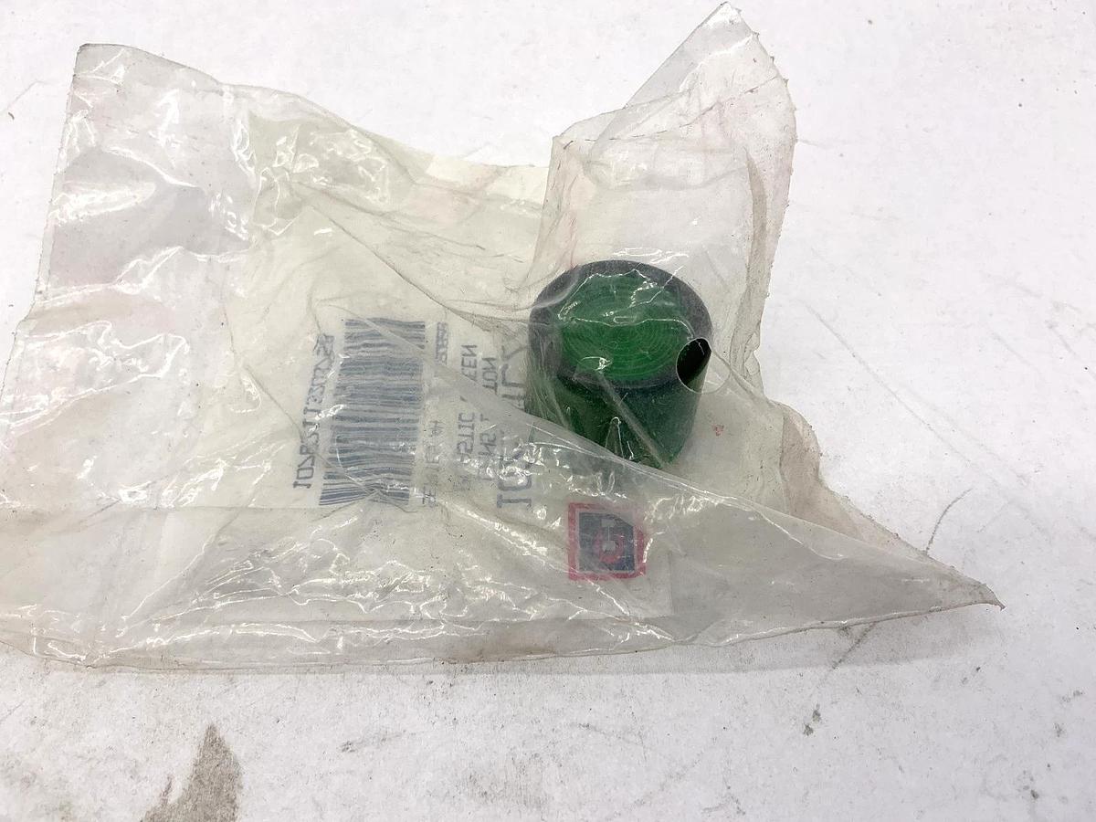 Lot of 5 New Cutler-Hammer 10250TC22 Lens Button Plastic-Green Eaton