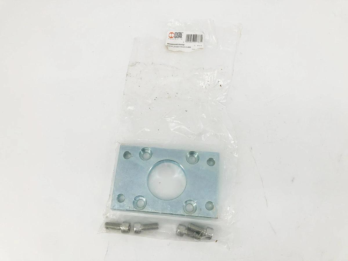Lot of 2 New Metal Work W0950632002 Flange C-063 ISO15552 Ø 63mm