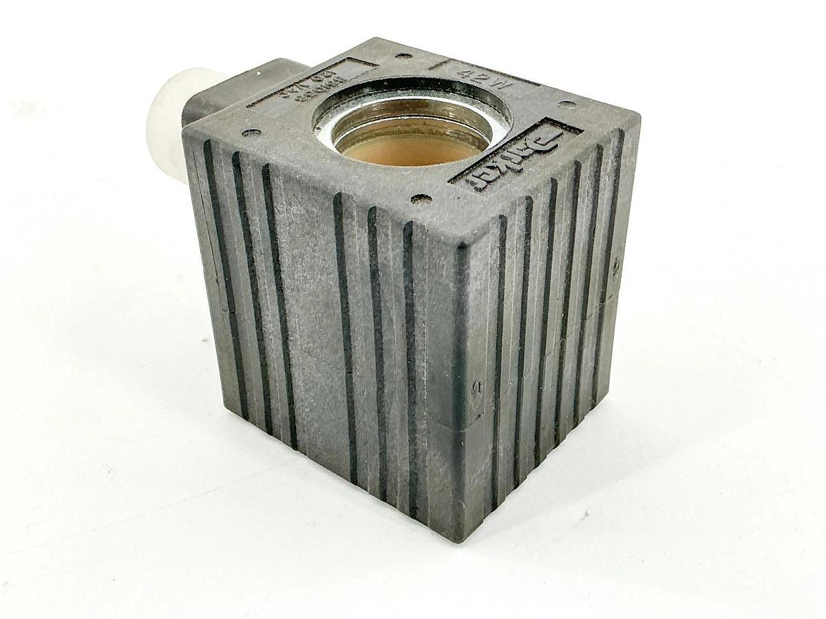 New Parker 851058 DS Coil 120V 42W - No Box