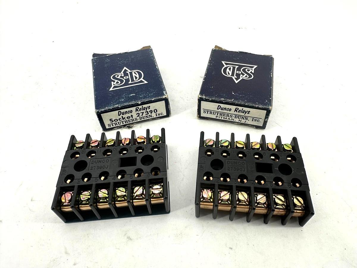 Lot of 2 New Struthers-Dunn 27390 Dunco Relay Socket 12 Pin
