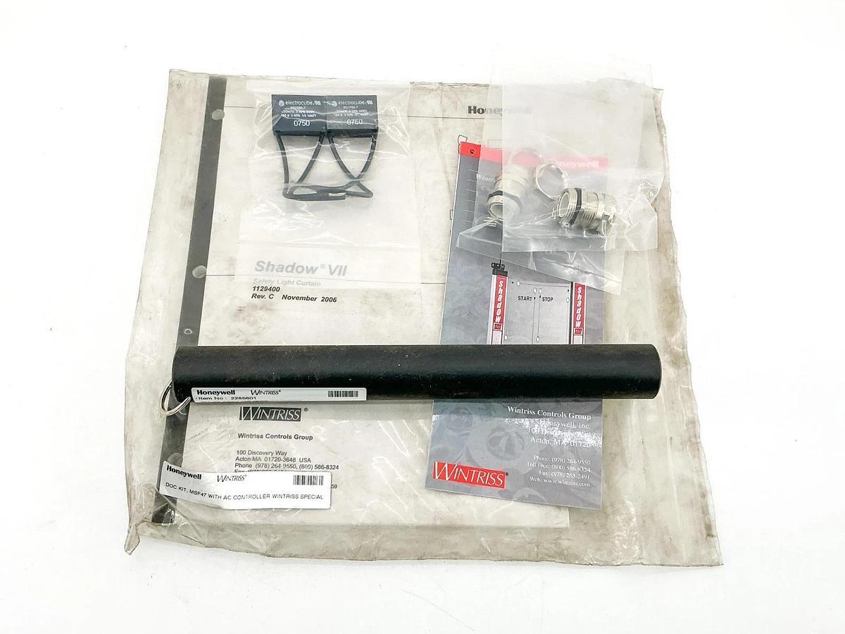 New Honeywell 9680901 Shadow VII Wintriss Safety Light Curtain Control Unit 240V