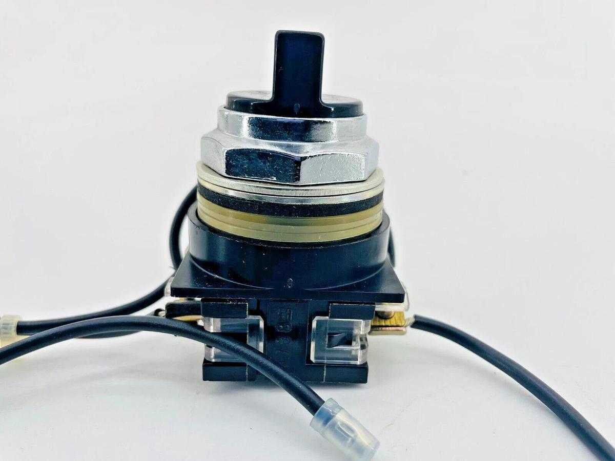 New GE FTNPB2C Switch Kit Hand Off Auto 600V