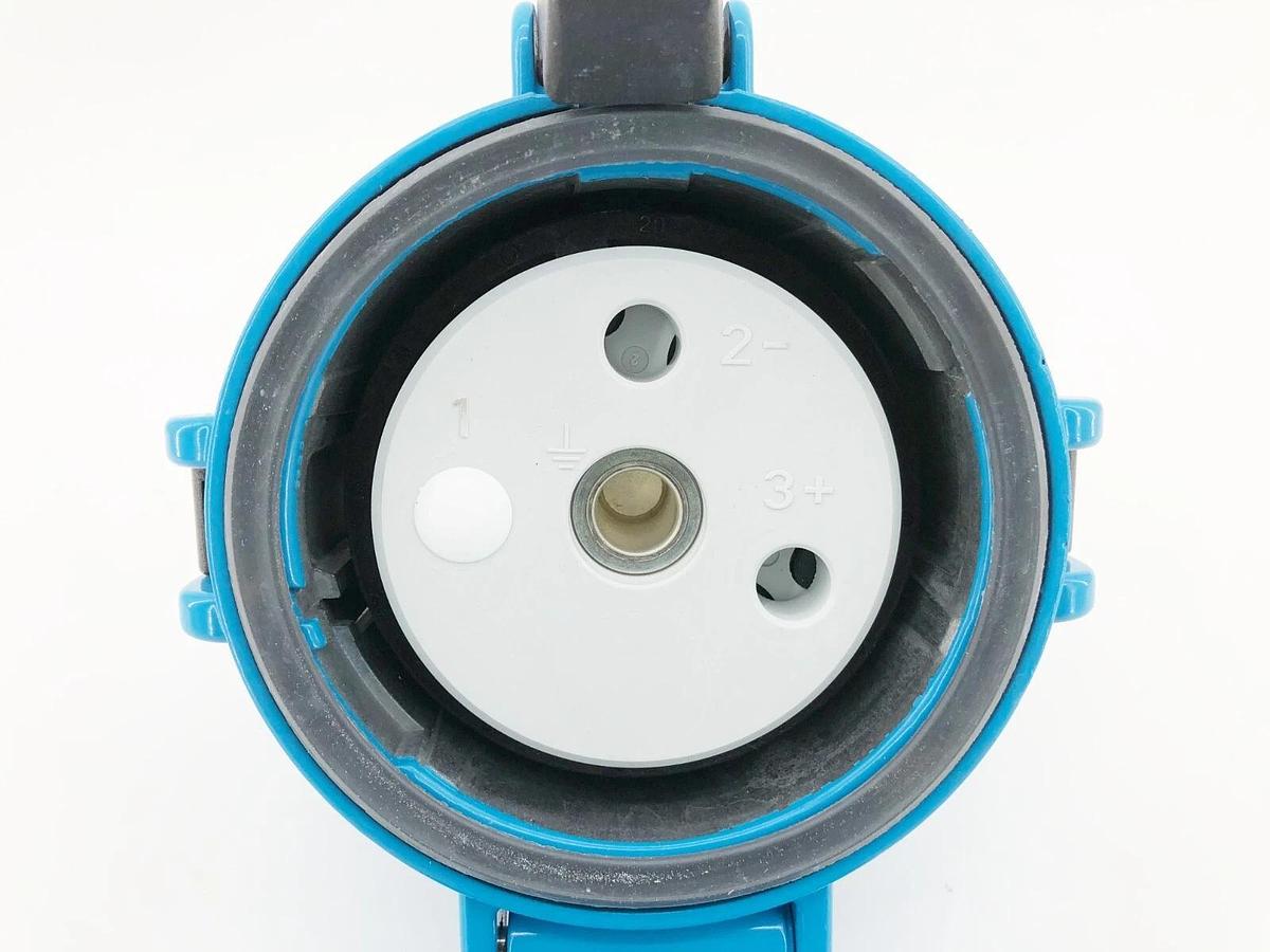 New Meltric 37-24209 Receptacle 200A 2P+G 250VDC DSDC2 - Missing Gasket