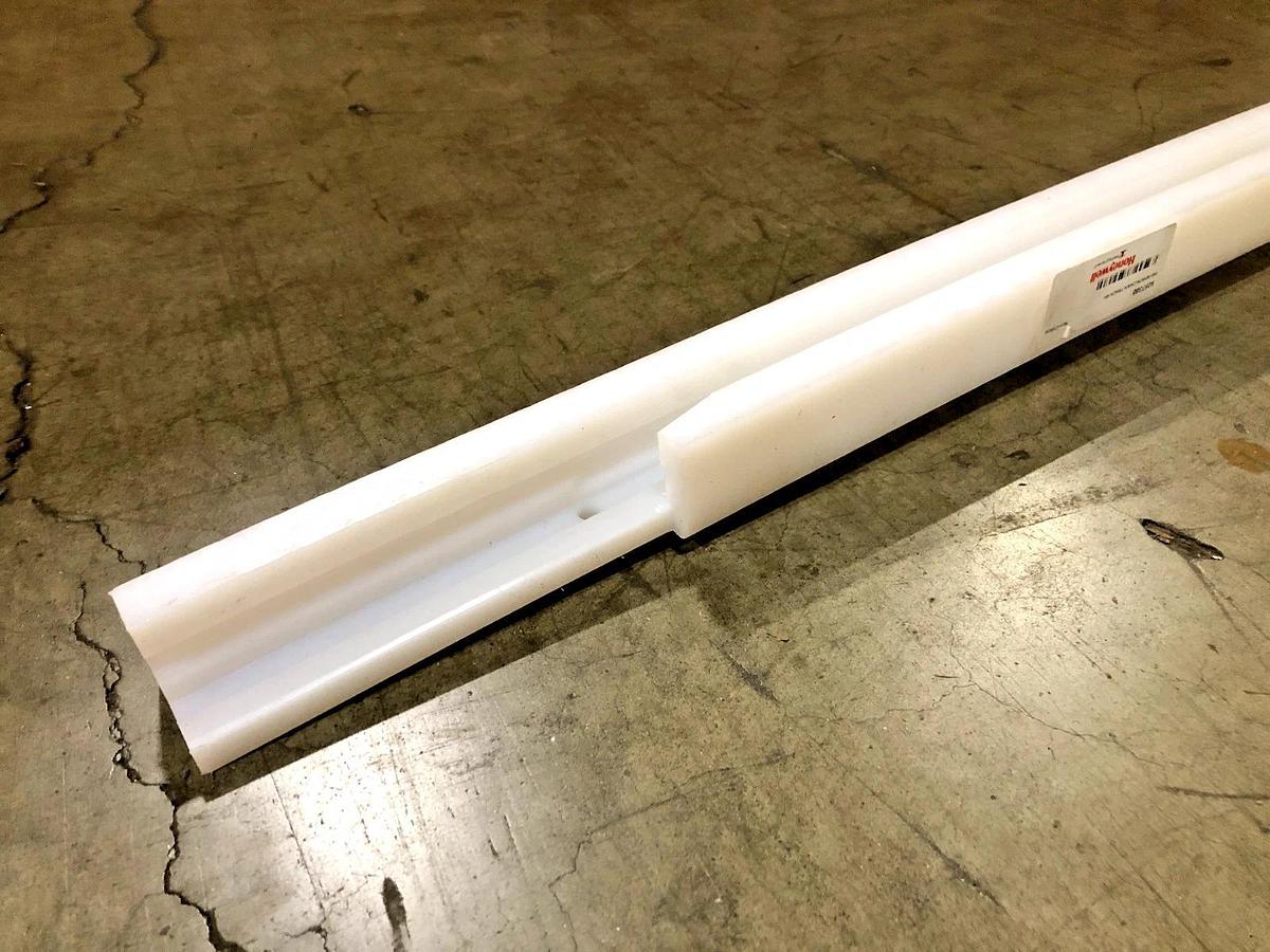 New Honeywell Intelligrated 9257380 Apron Chain Track RH 940 - No Box
