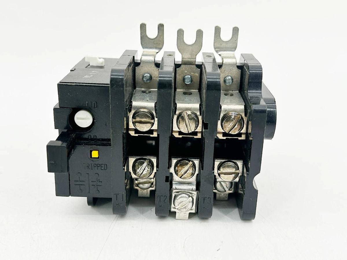 New General Electric CR324C360F Overload Relay NEMA Size 1 3 Leg Block