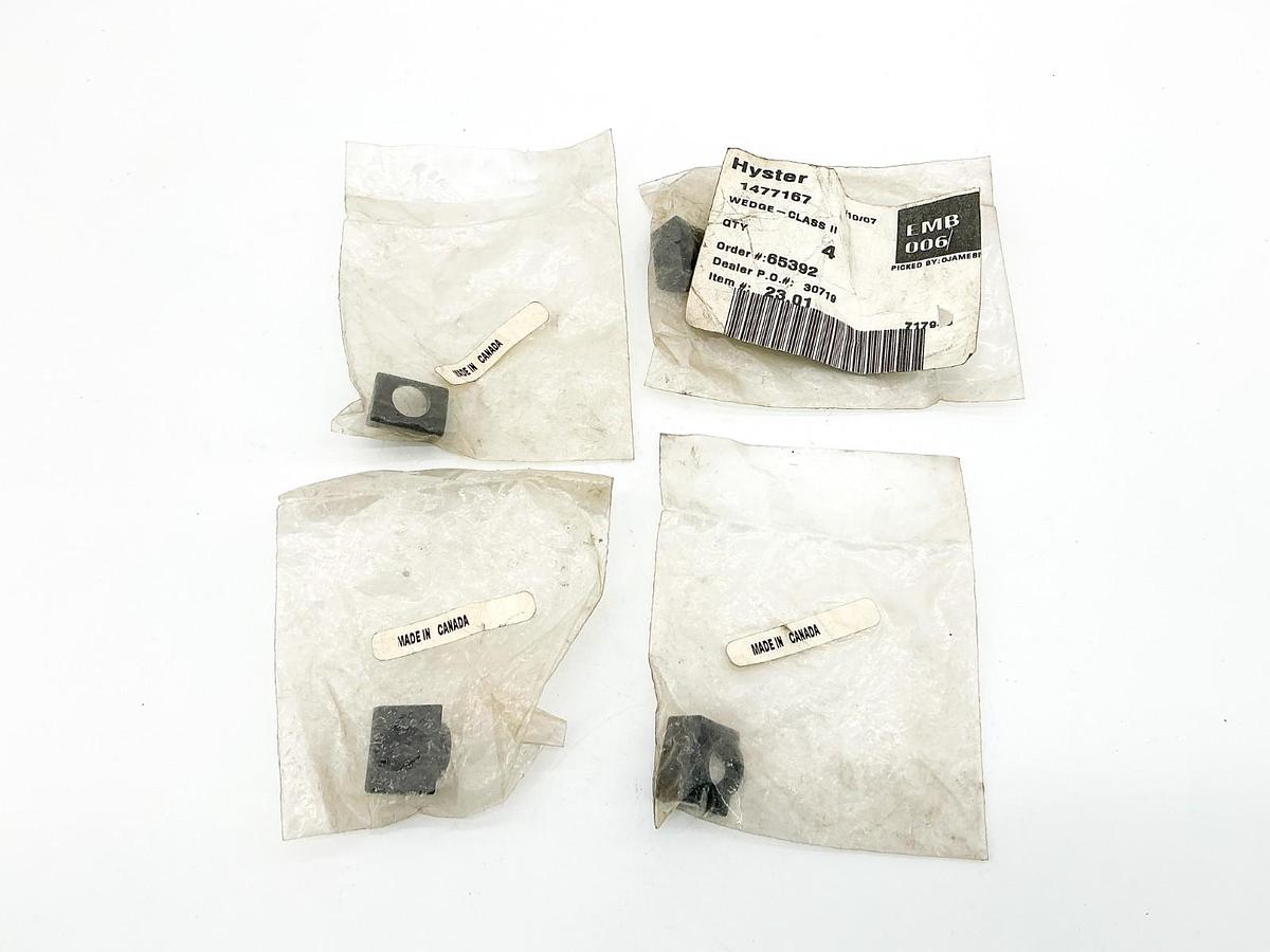 New Lot of 4 Hyster 1477167 Class II Wedge