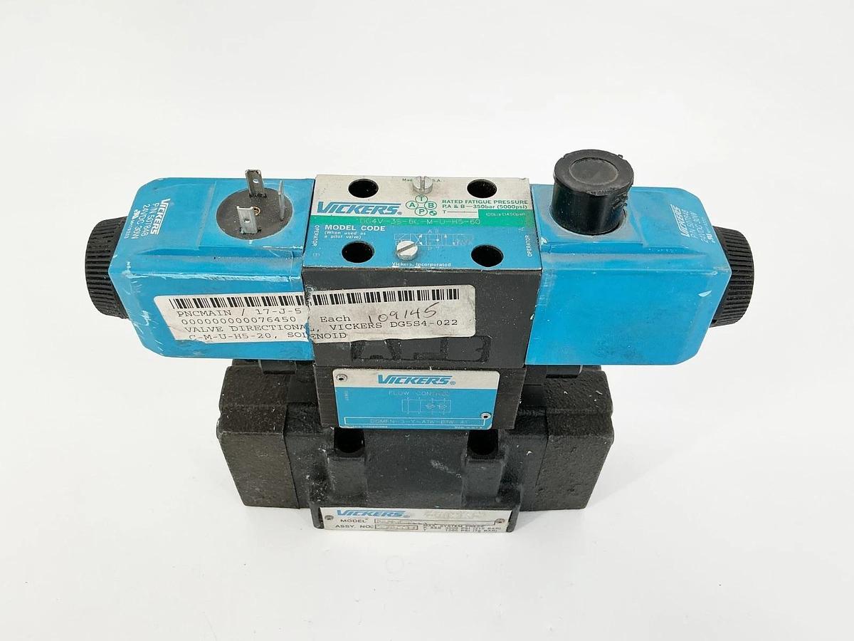 New Vickers DG5S4-022C-2-M-U-H5-20 Solenoid Valve 5000PSI 24VDC 02-362271