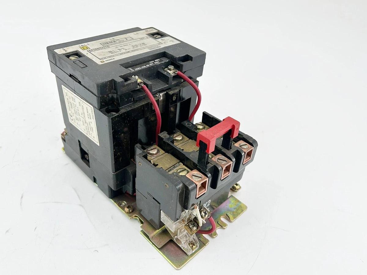 Used Square D 8536SDO1V02S Starter NEMA Size 2 575V 60Hz 25HP 3P Ser.A