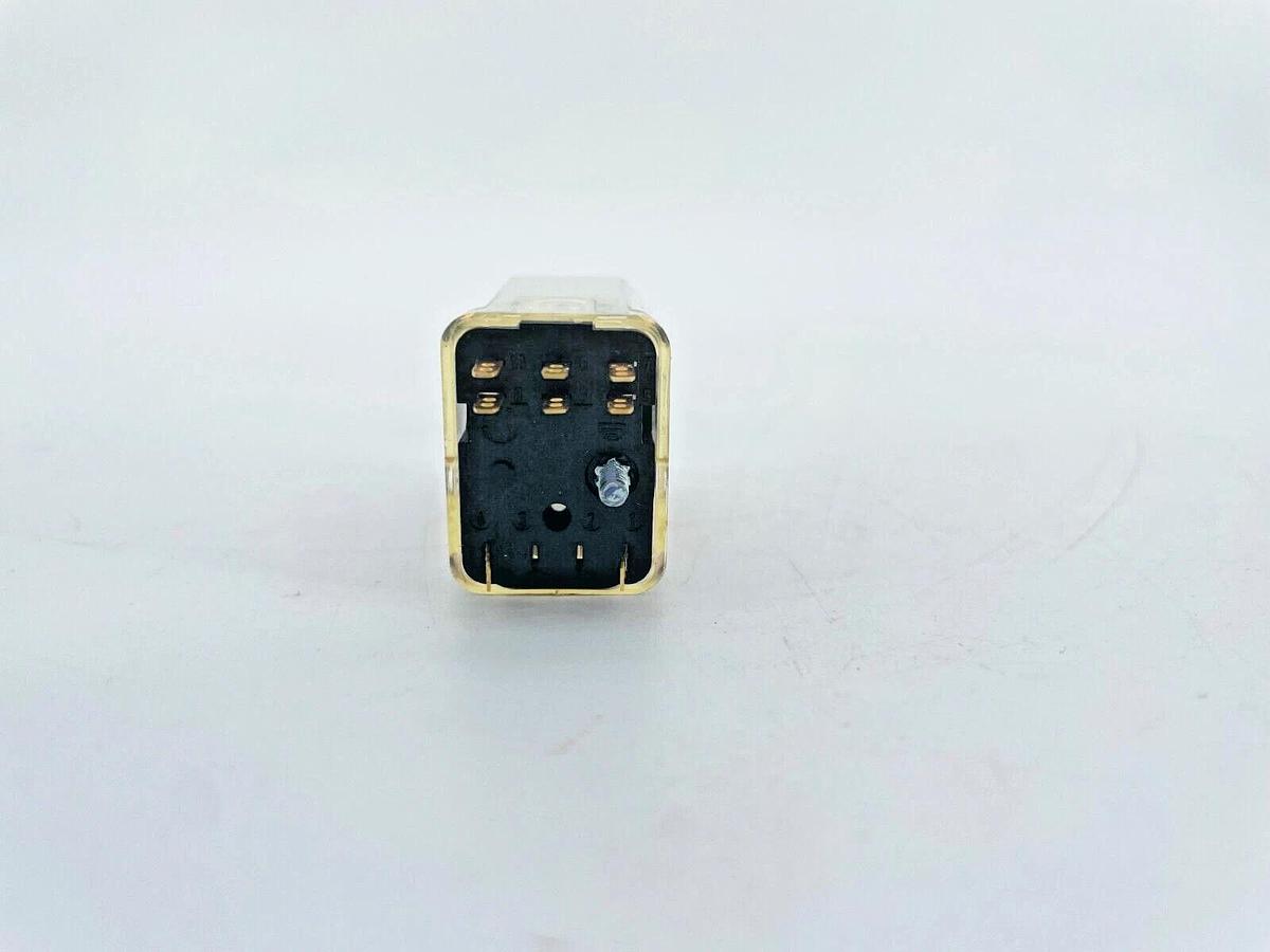 New American Zettler AZ420-035-4H Relay 115VDC 8 Blade