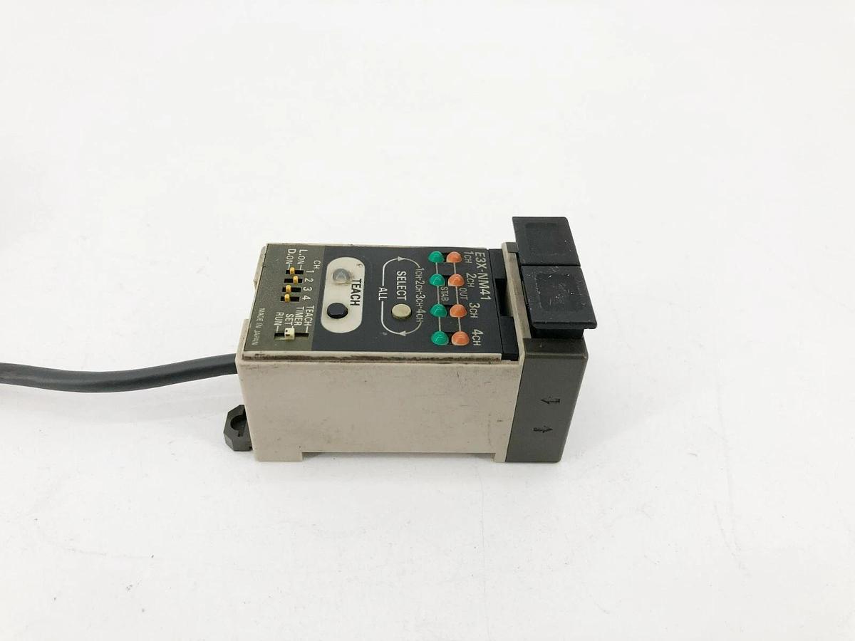 Used Omron E3X-NM41 Fiber Optic Photoelectric Sensor