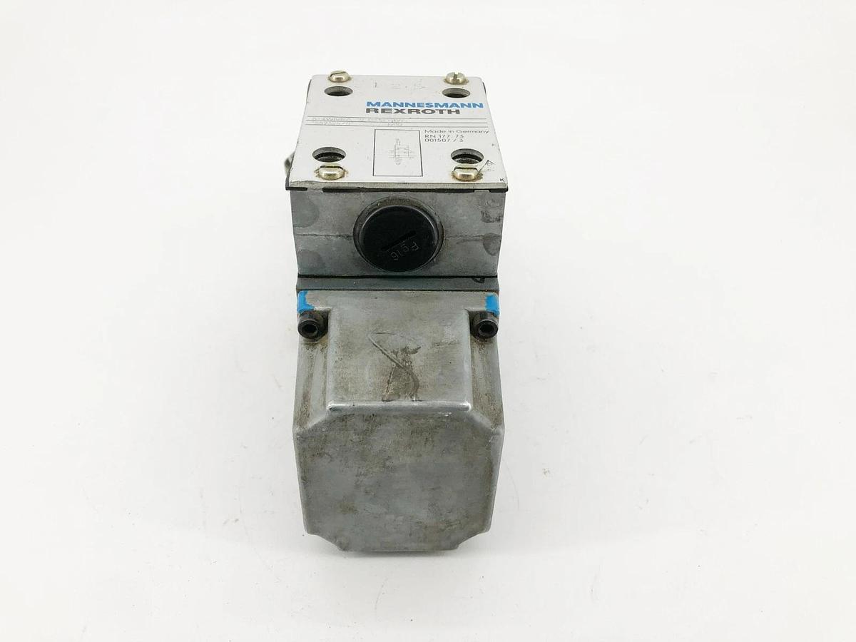 New Rexroth 5-4WMRA-10-D31/YBW Directional Spool Valve 589325/0