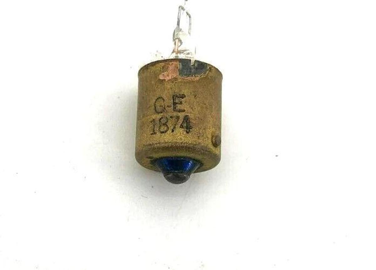 New GE 1874 Miniature Bulbs 3.7V 2.75A