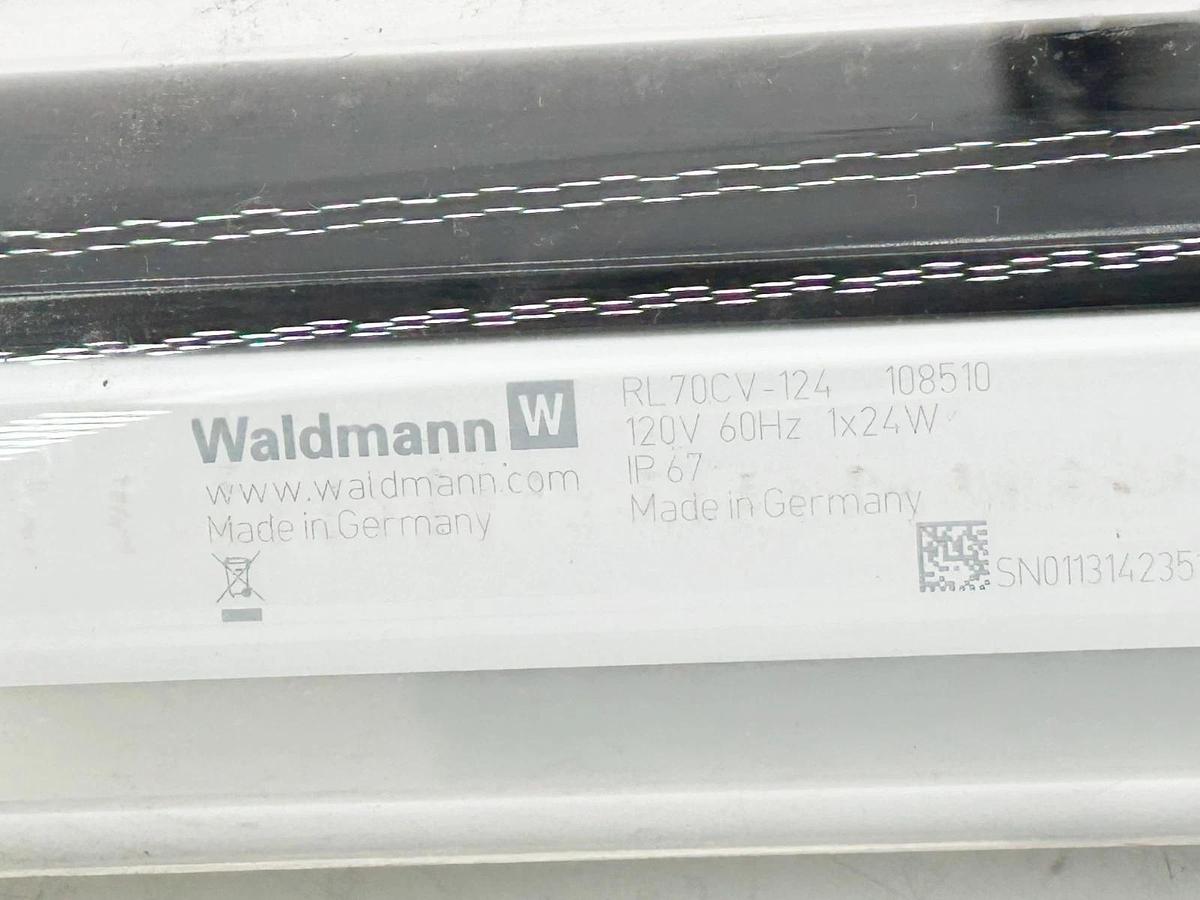 Used Waldmann Lighting RL70CV-124 Tubular Fluorescent Lamp 120V 26.6" W/Ballast