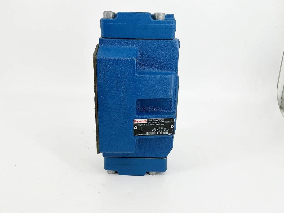New Rexroth R900738499 Directional Control Valve 4WEH 16 E72/6EW110N9K4/V No Box