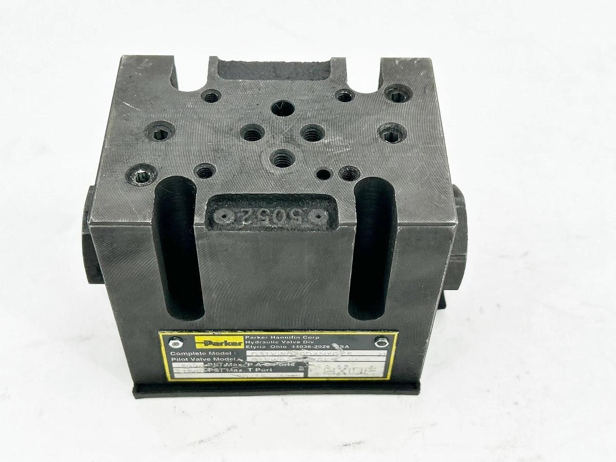 New Parker D31VW020D4NYGF5-91 Hydraulic Valve Base Unit Only 5000PSI