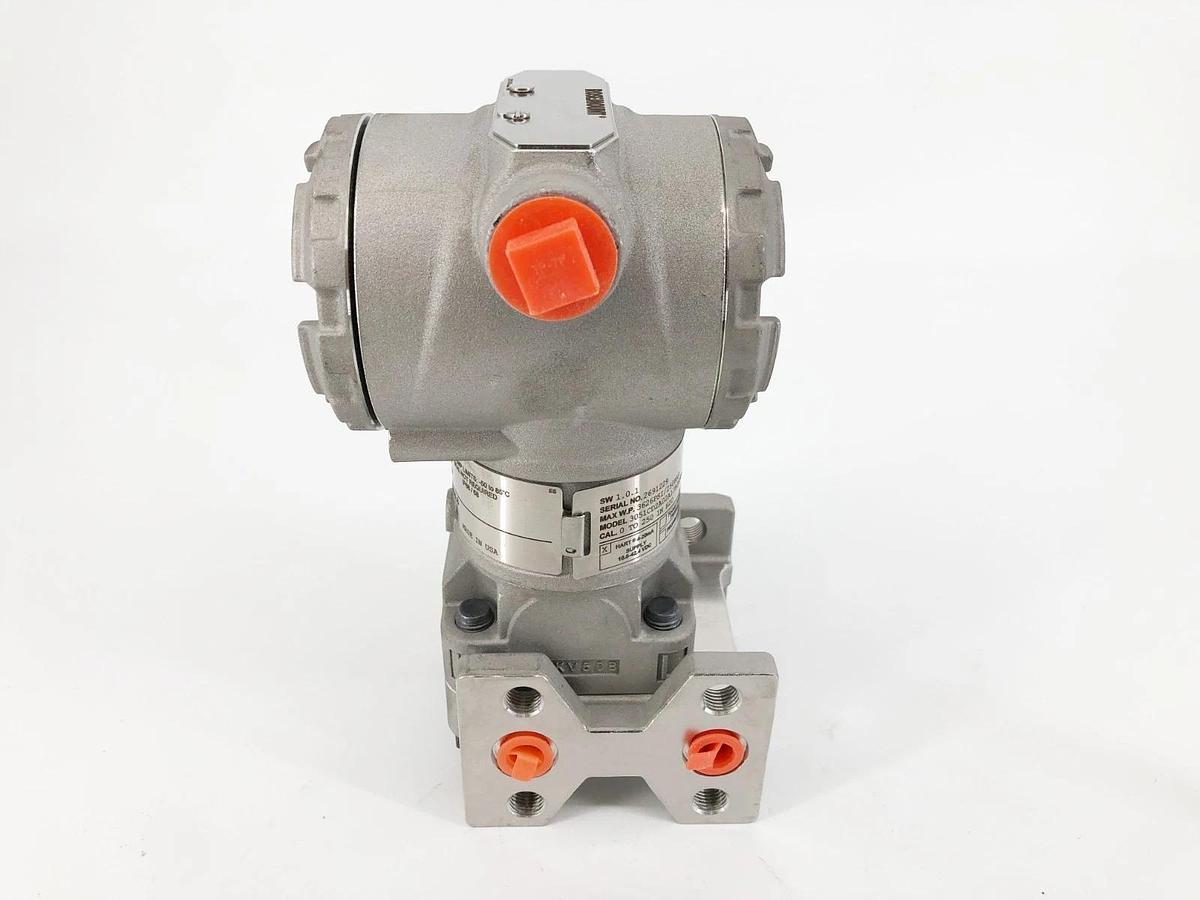 New Rosemount 3051CD2A02A1JB2E5H2L4 Pressure Transmitter 3626psi
