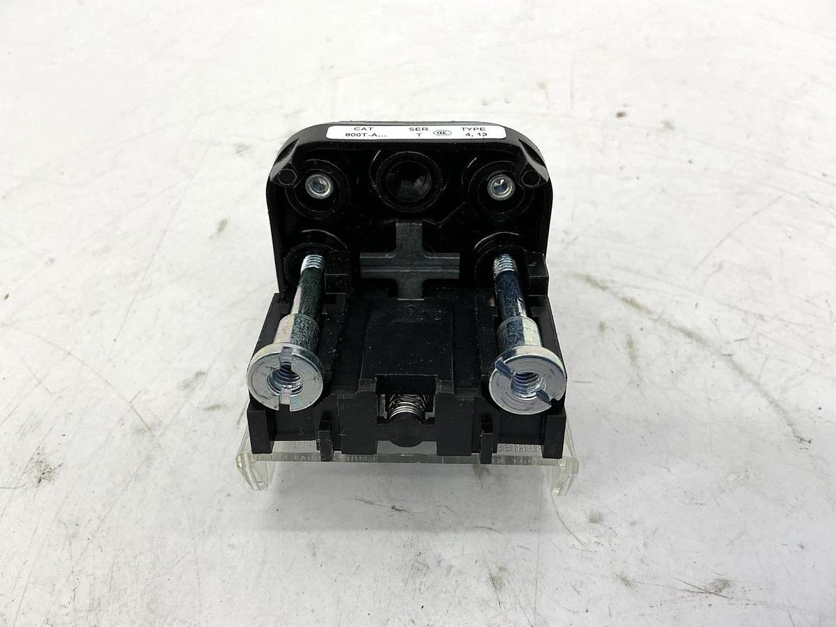 New Allen Bradley 800T-A2D2 Ser T Push Button 30mm Flush Head Black 1NC