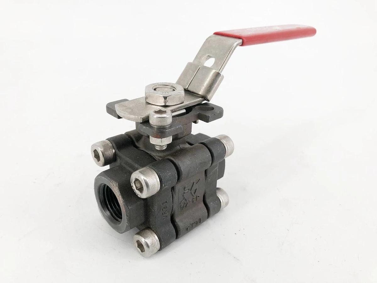 New Sesto Valves M32N-0M-C60F-L Ball Valve 1/2" 2000WOG B16.34 - No Box