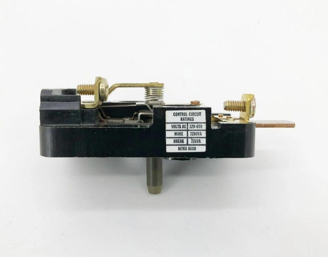 New Allen Bradley Z-11012 Top Block Assembly N.C. Hand Reset