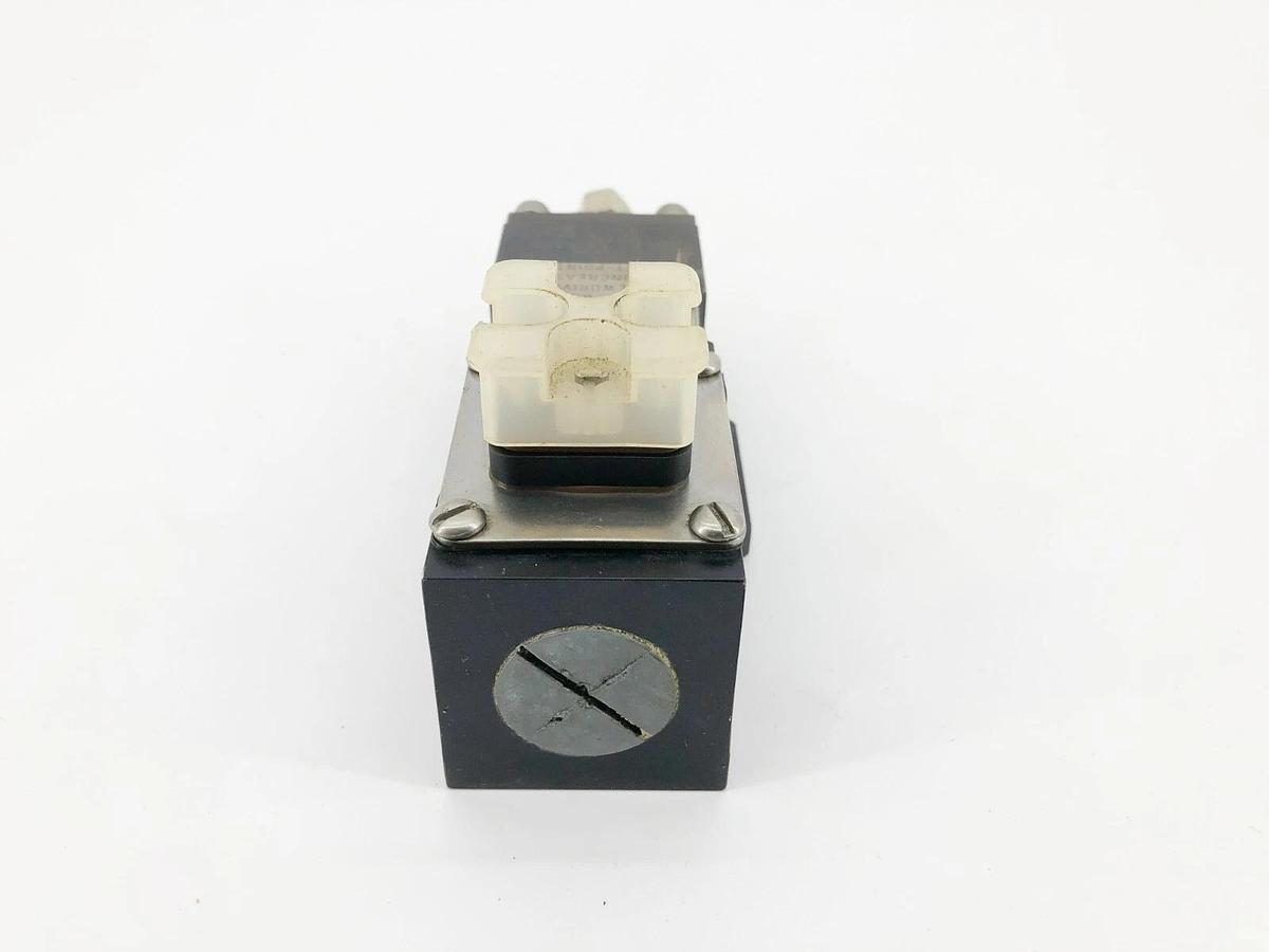 Used PSI 1G11N1.53 Pressure Switch 50-450psig 11A-1/4HP 125/250VAC 5A 30VDC