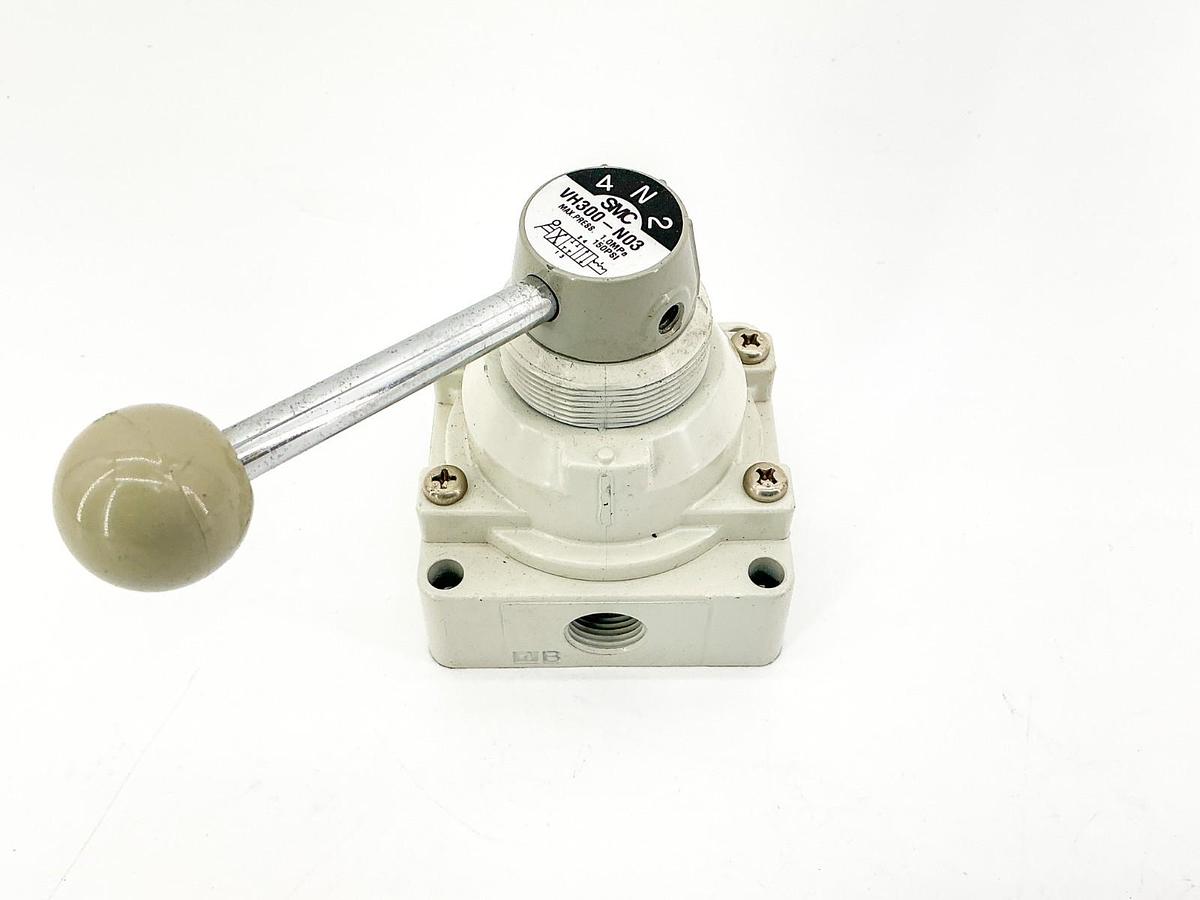 New SMC VH300-N03 Control Hand Valve 150PSI 1.0MPa - No Box