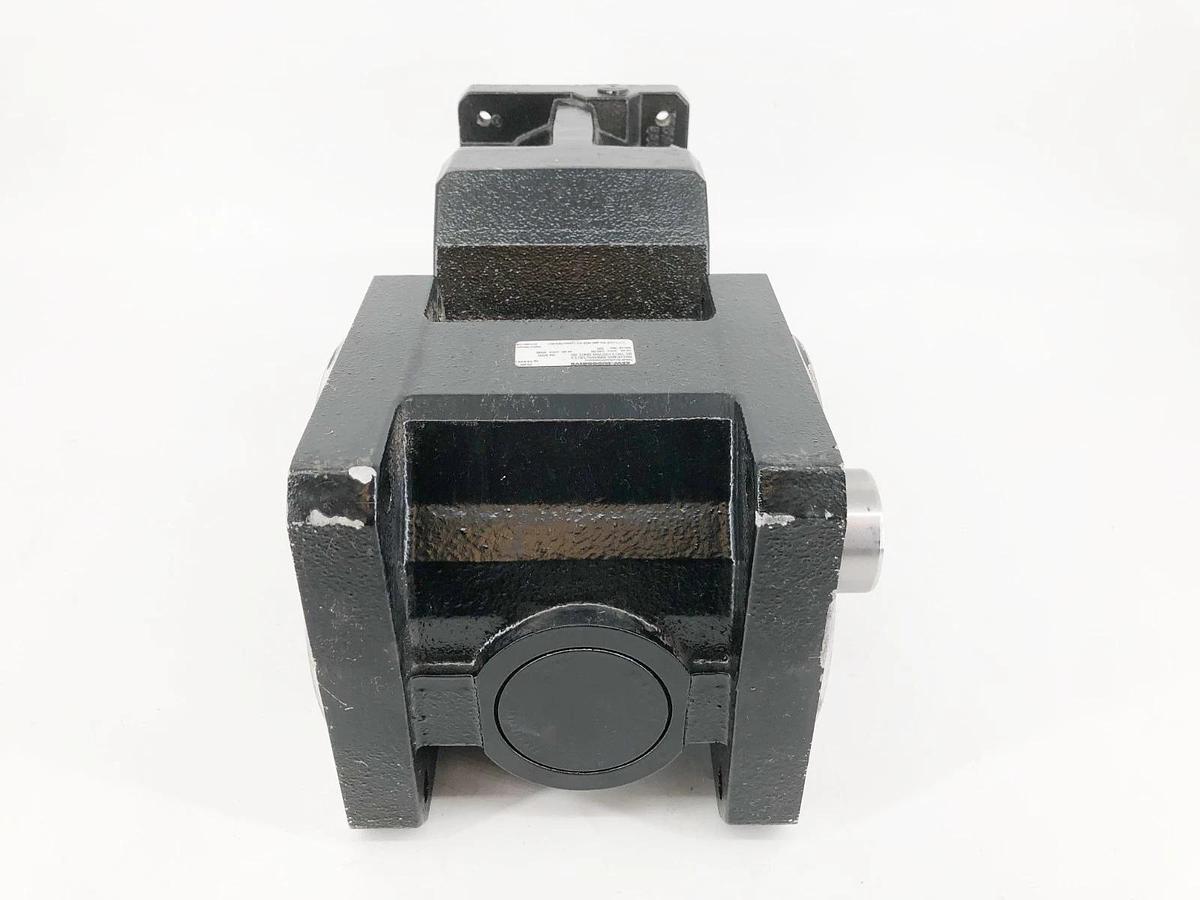 New SEW Eurodrive BSHF402 EBH05/16/13 Gearbox i=25 4500rpm No Box
