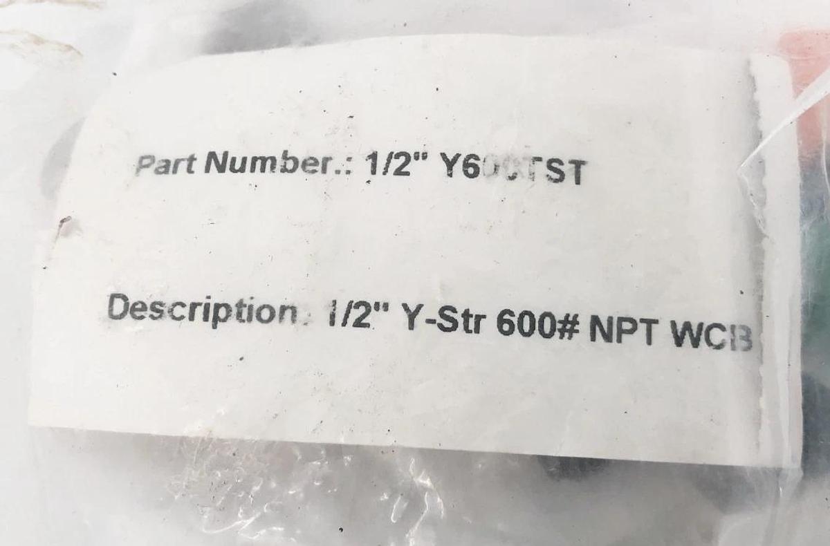 New IFC 1/2" Y600TST Y-Strainer A216-WCB 1/2" NPT - No Box