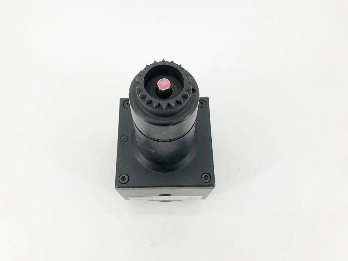 New Parker P3NRA98BNG Pressure Regulator 1" NPT 250psi Max (Missing Parts)