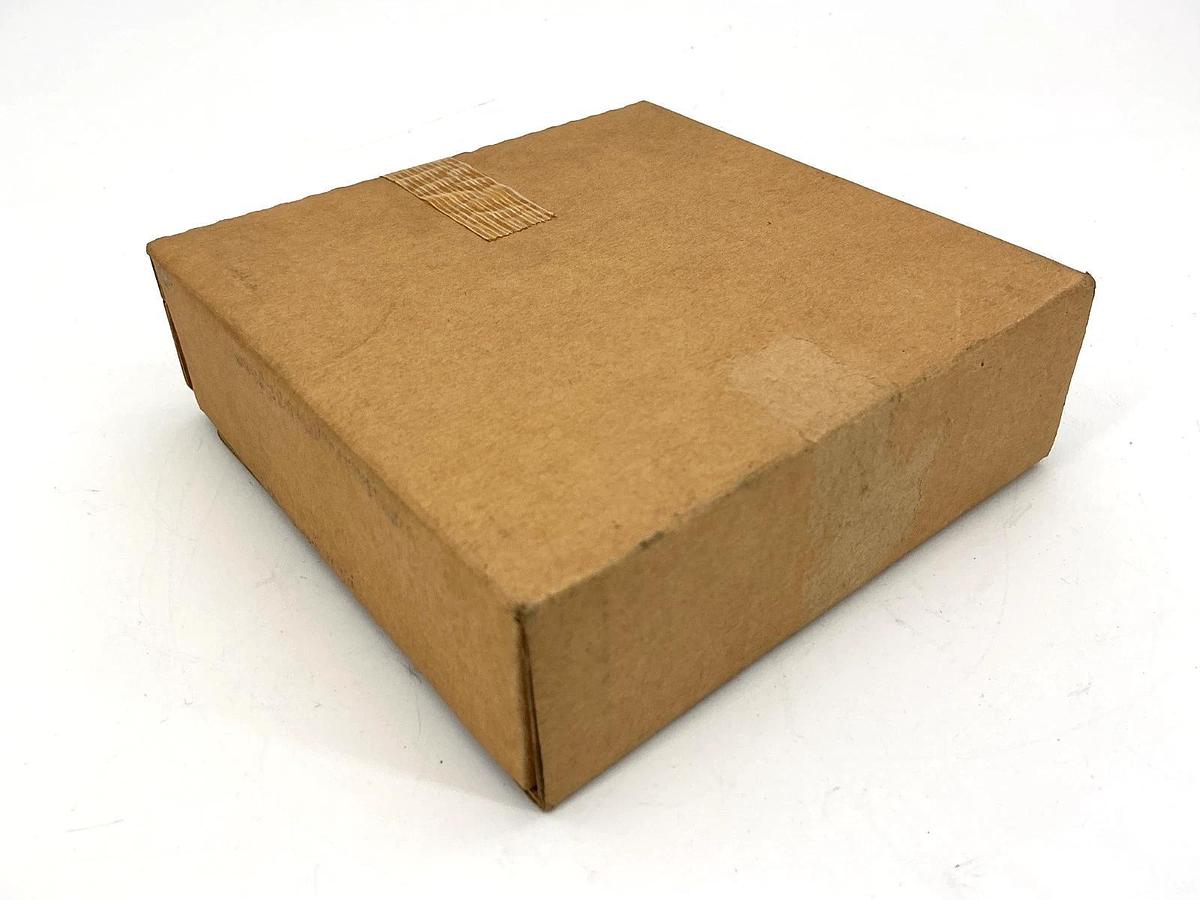 New Automation Direct D3-08TA-2 Output Module 110-220VAC 1A 80-265VAC D308TA2