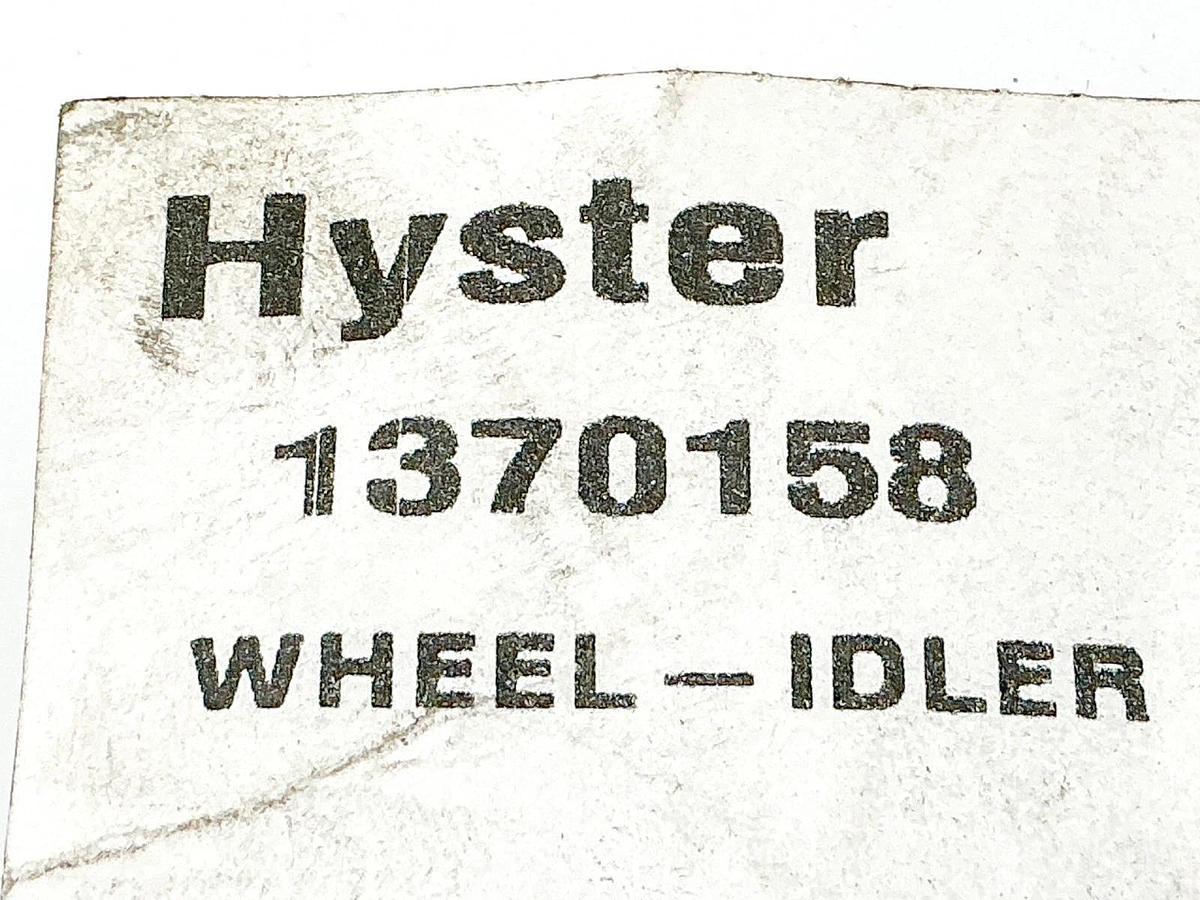 New Hyster 1370158 Idler Wheel