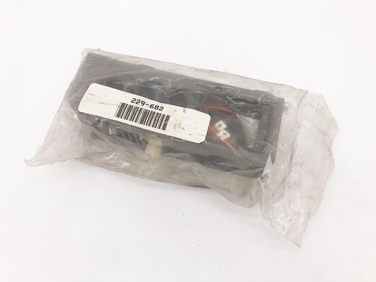 New Numatics 229-682 Valve Base
