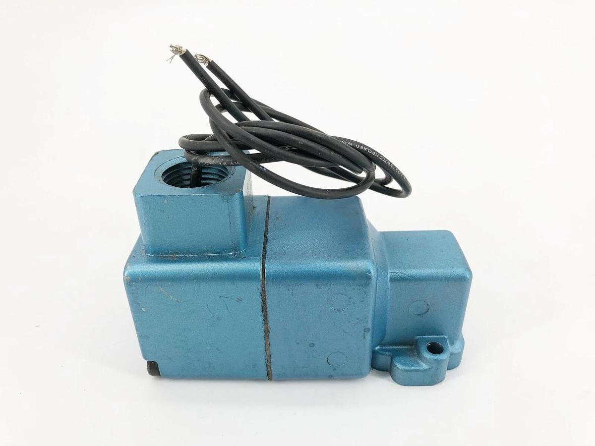 New MAC Valves 250B-111CCAA Solenoid Valve 120/60 110/50 24VDC - No Box