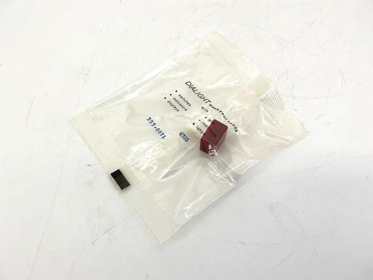 Lot of 2 New Dialight 333-0071 Illuminated Switch/Pushbutton Cap Rectangle Red