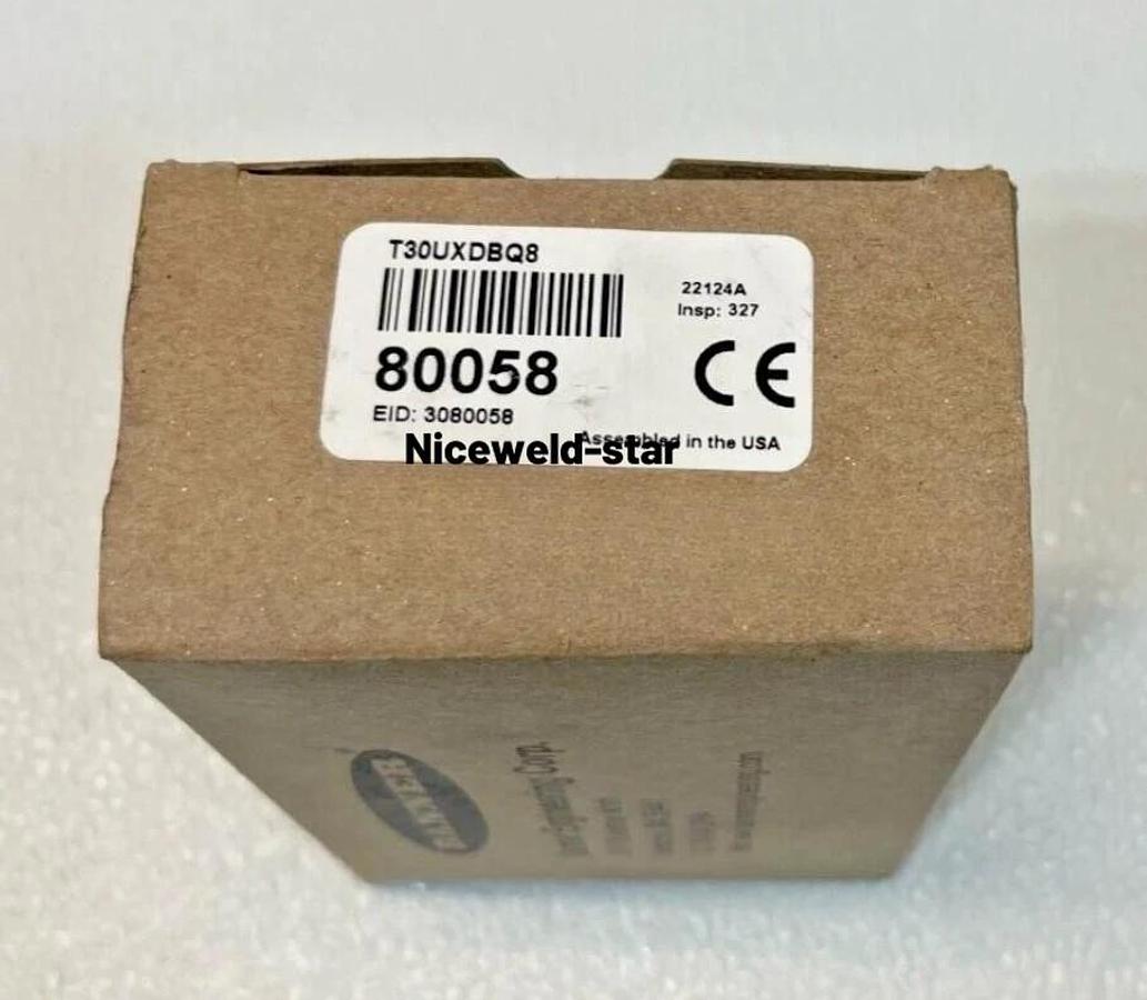New Banner LS2TR30-600Q8 Light Curtain Receiver 30MMX600MM Yellow 118710