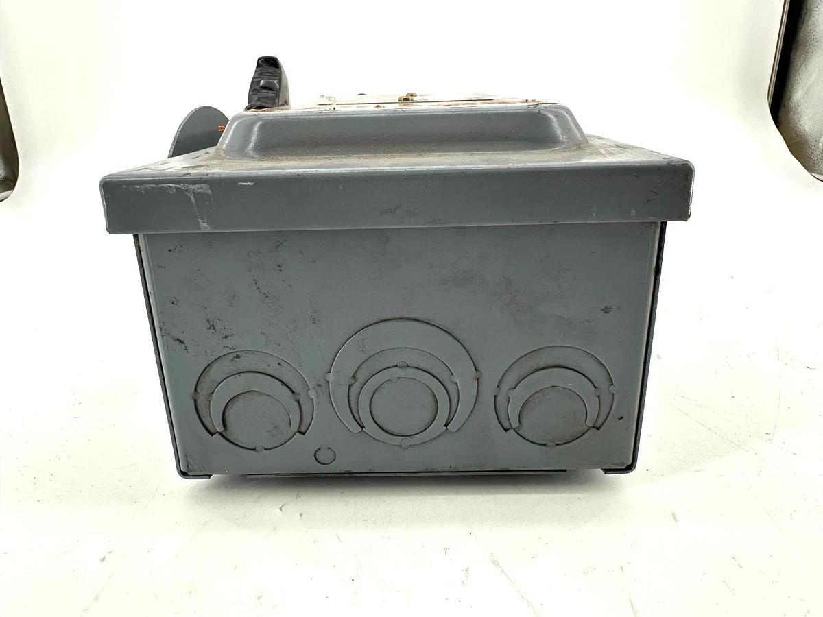 Used Square D HU361EI Safety Disconnect Snap Switch 30A 600V Max 3 Pole