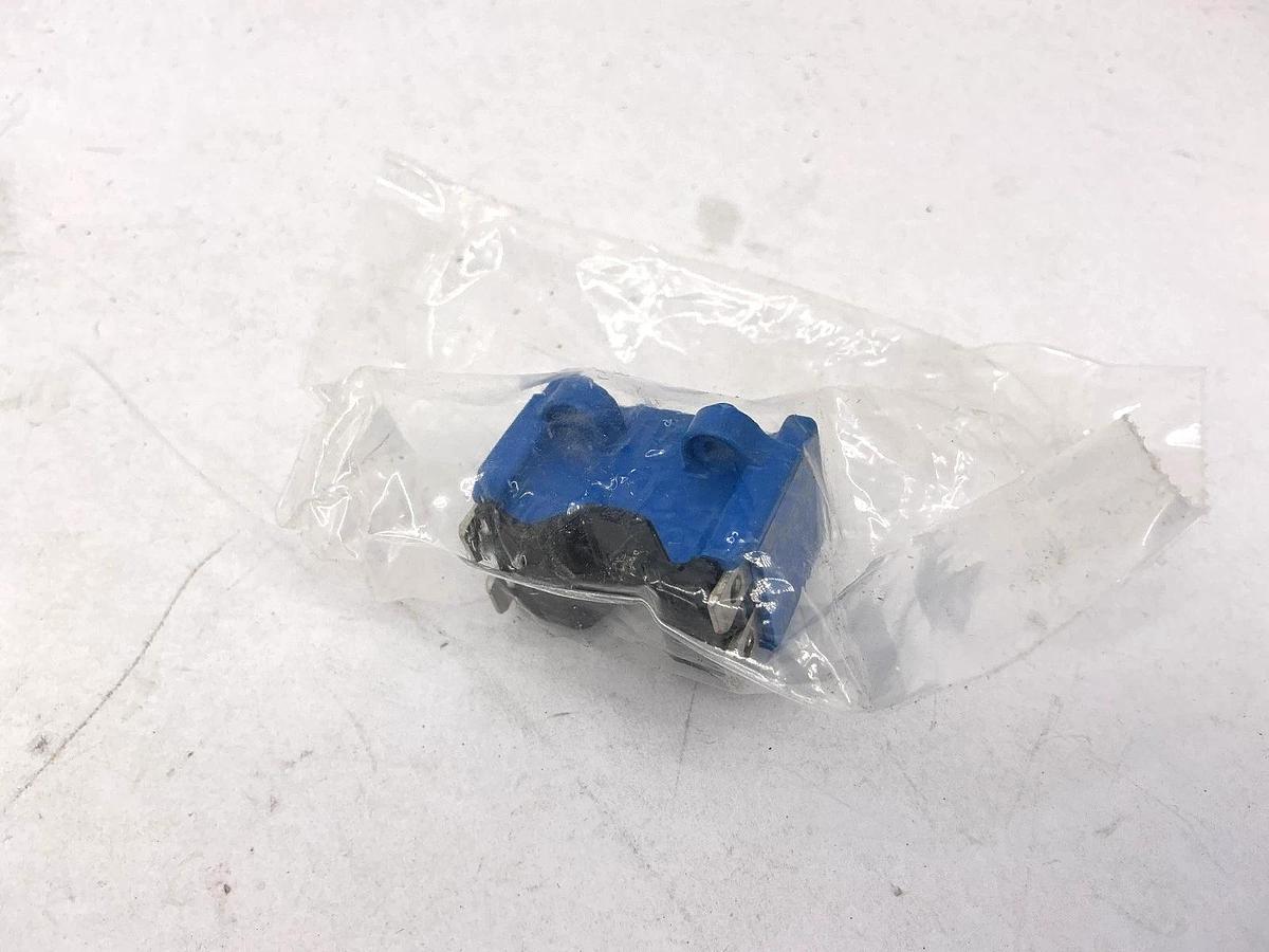 New Square D 9007DO-5 Ser B SPDT Snap Switch 9007DO5 72503