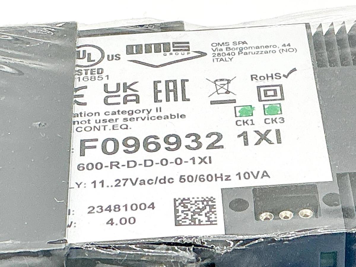 New OMS 600-R-D-D-0-0-1XI Temperature Control Unit 11-27VAC 10VA F096932 1XI