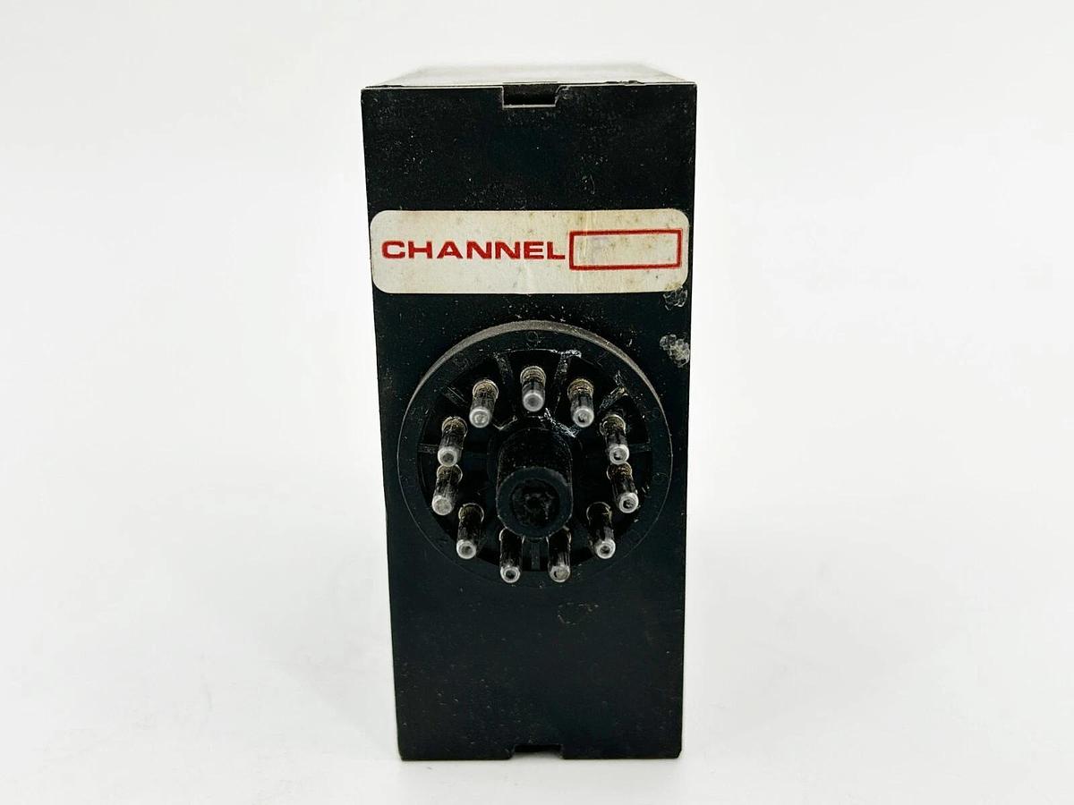 Used Electromatic SXT-800 Transmitter System 128 8 Channel 11 Pin