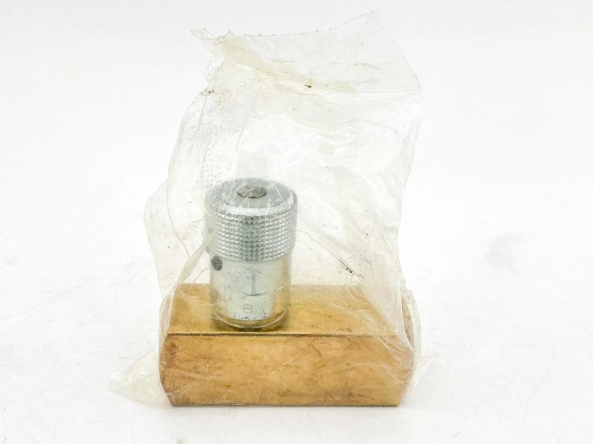 New Parker F800B Hydraulic Control Valve 2000PSI 138Bar