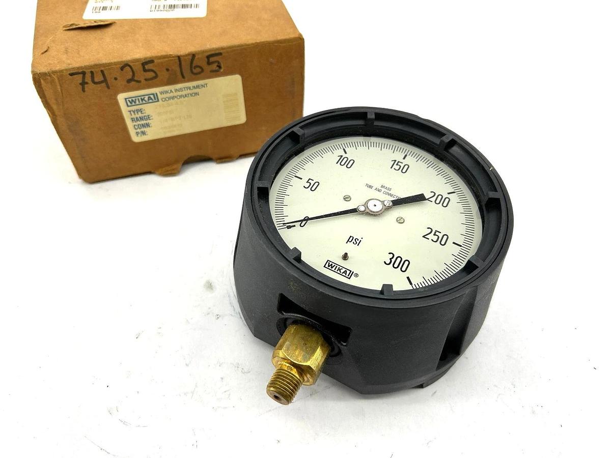 New Wika Type 213.34 4.5" Pressure Gauge 300psi 1/4" NPT LM 9834872