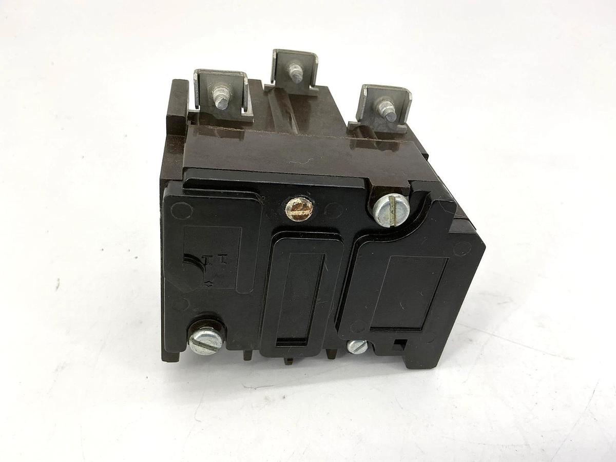 Used Cutler-Hammer C300CG3 Ser A1 Overload Relay 600VAC