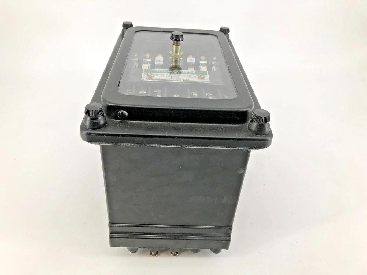 Used General Electric GE 12HFA171B2A Auxiliary Relay 125V