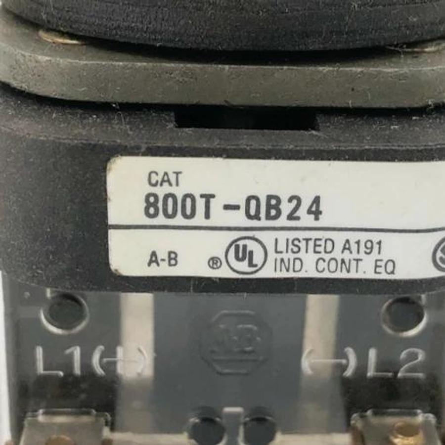 New Allen-Bradley 800T-QB24 Ser. T Pushbutton 24VAC/DC No Box Missing Cap/Bulb