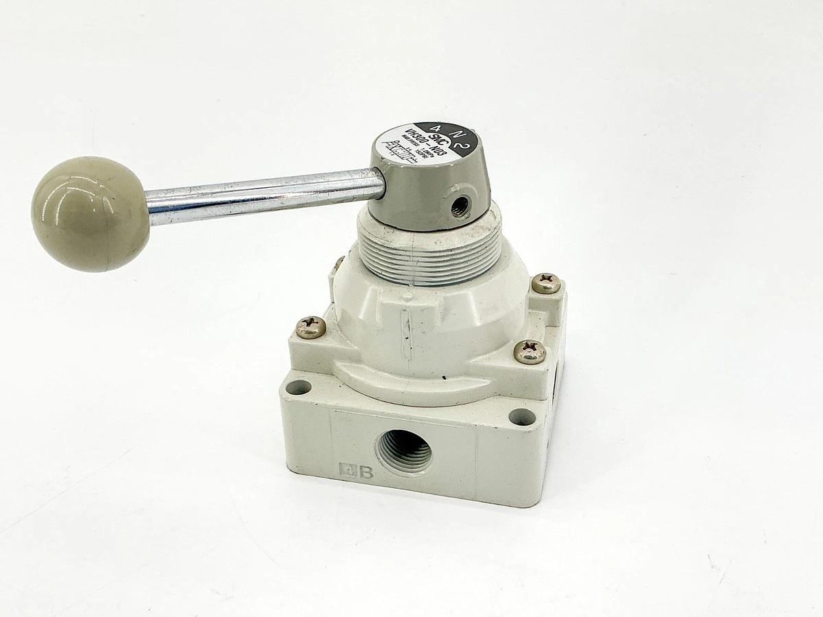 New SMC VH300-N03 Control Hand Valve 150PSI 1.0MPa - No Box