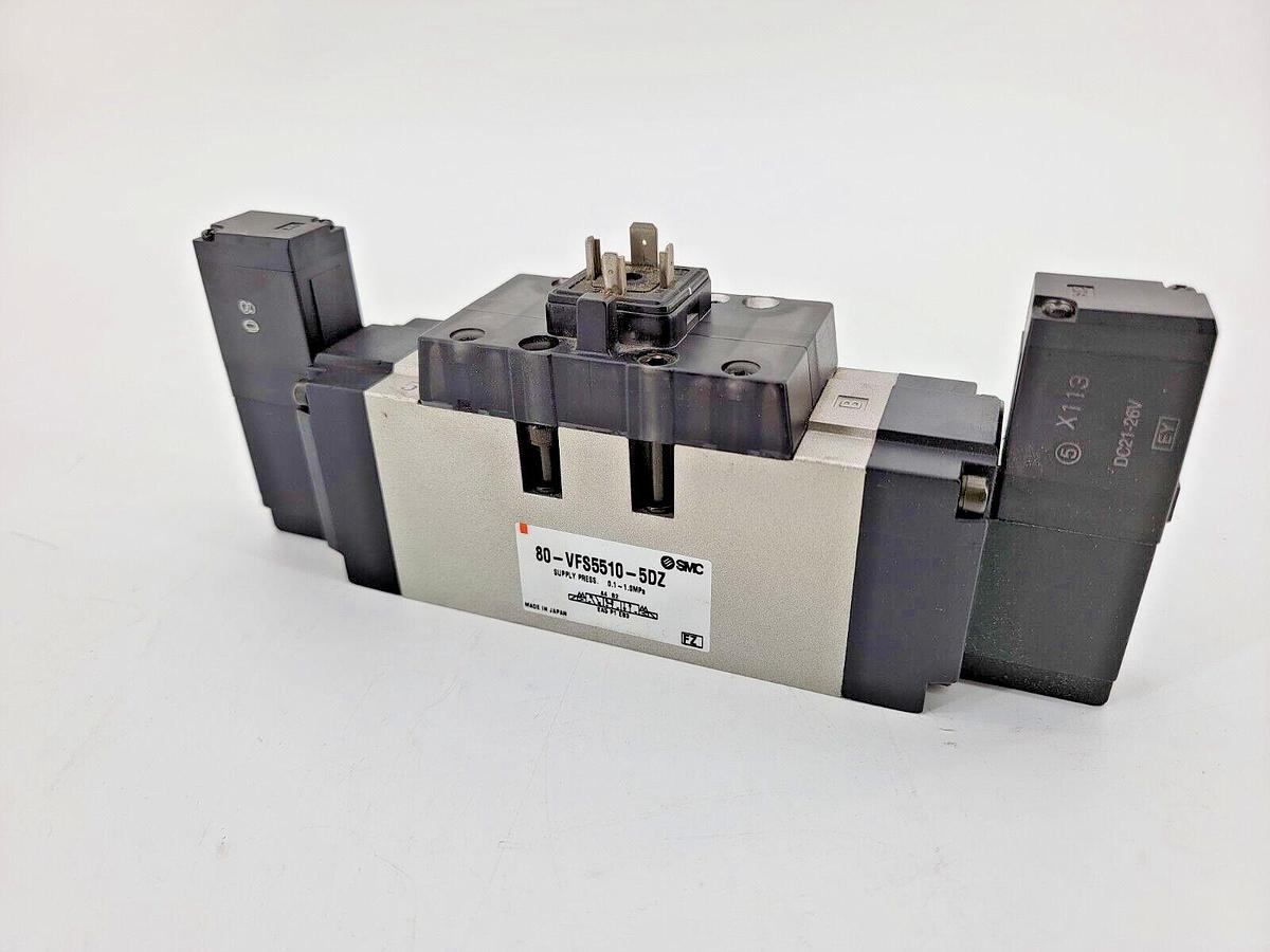 New SMC 80-VFS5510-5DZ Solenoid Valve 0.1-1MPa Supply Pressure 21-26VDC