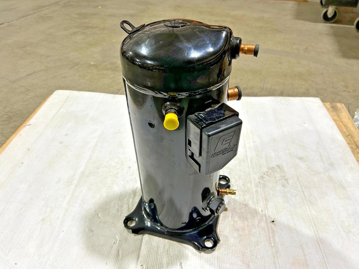 New Copeland ZF13K4E-TFD-931 Scroll Compressor 460V 3PH POE