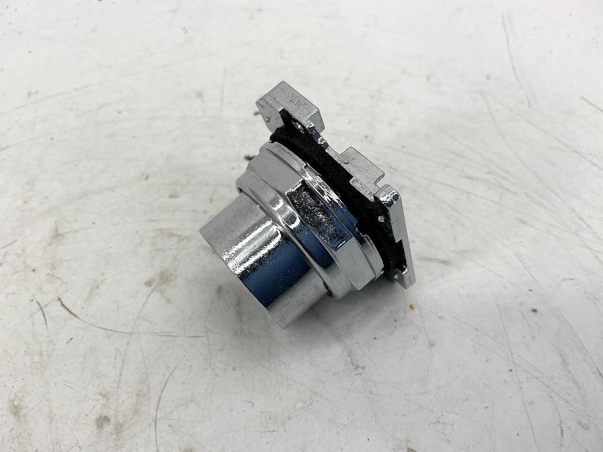 Lot of 2 New Eaton Cutler-Hammer 10250T101 Ser A1 Pushbutton Oper Standard Black