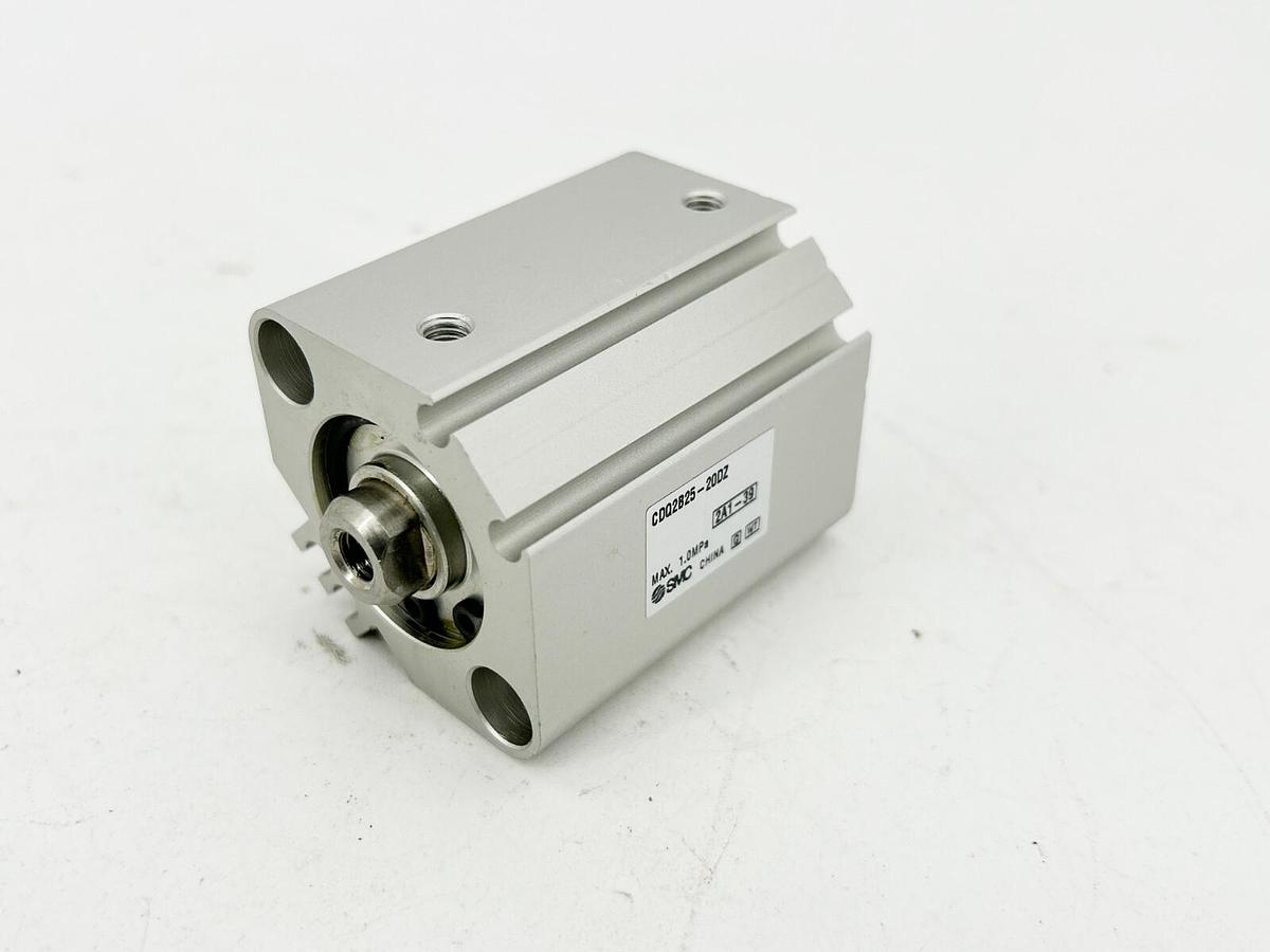 New SMC CDQ2B25-20DZ Pneumatic Cylinder Max 1.0MP